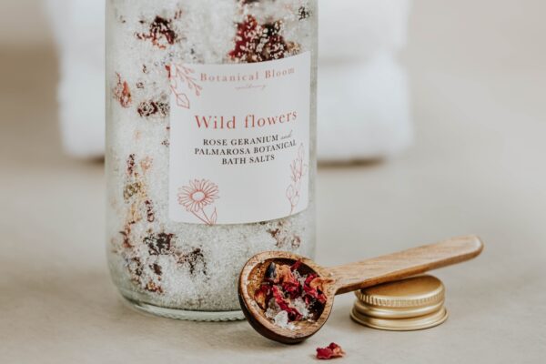 Wildflowers Bath Salts detail Wildflowers Bath Salts